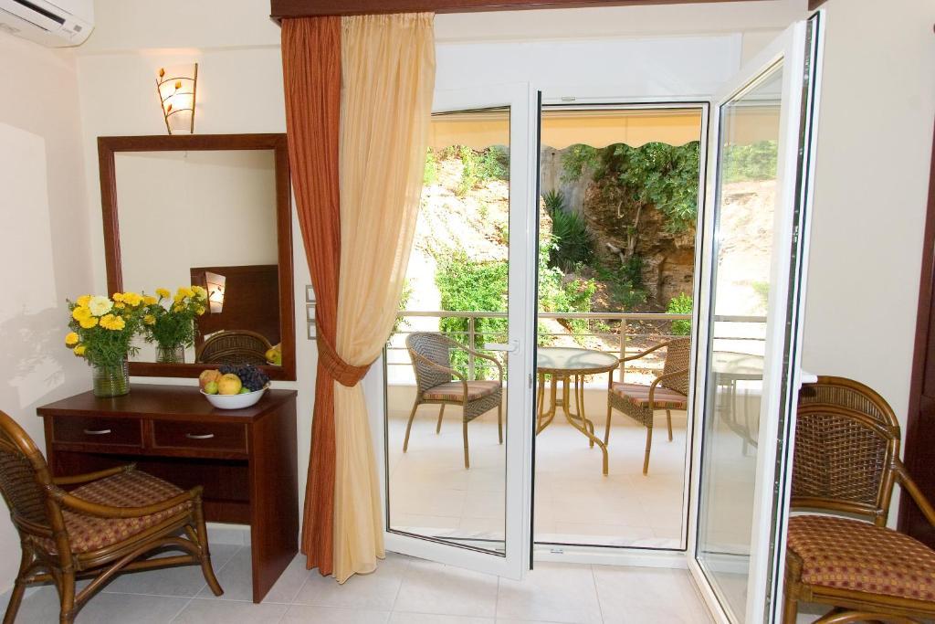 Hotel Viana Loutra Edipsou  Phòng bức ảnh